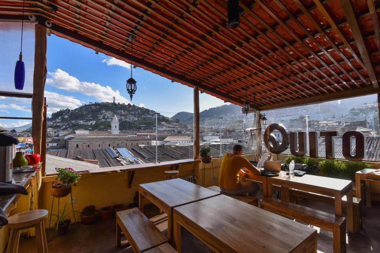 Friends Hotel & Rooftop Quito Exterior photo